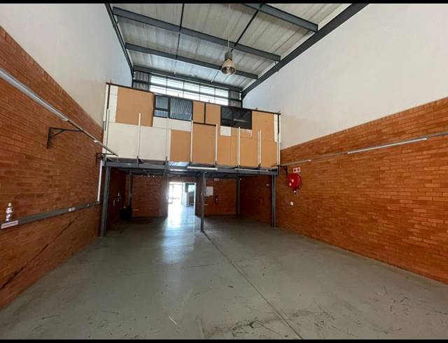 INDUSTRIAL PROPERTY TO RENT IN HENNOPSPARK